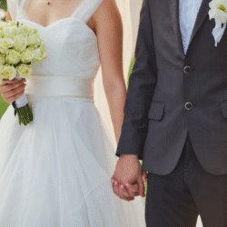 Vestido de novia o traje de novio